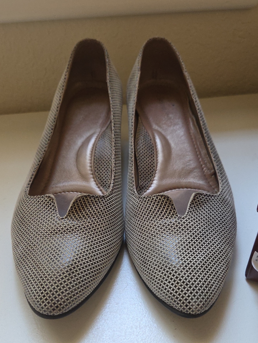BeautiFeel Women's Taupe Mesh Pointed-Toe Slip-Ons